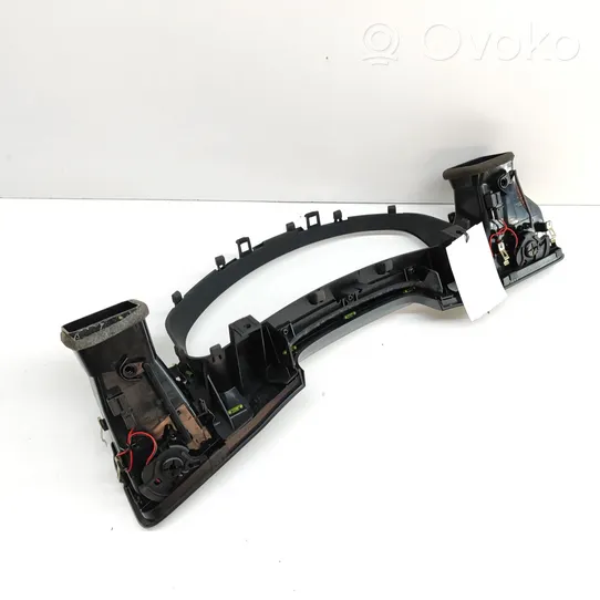 Volkswagen Touareg II Cornice cruscotto 7P1858349