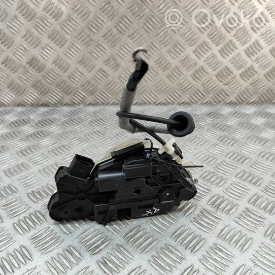 Volkswagen Tiguan Front door lock 5N1837015C