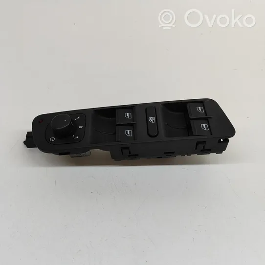 Volkswagen Tiguan Electric window control switch 5N1867255