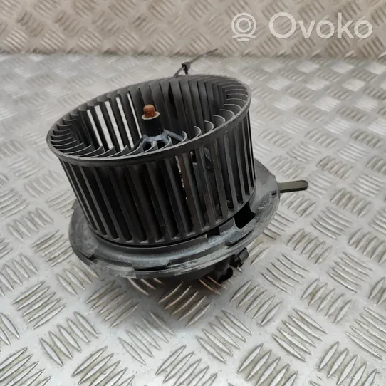 Volkswagen Tiguan Mazā radiatora ventilators 3C1820015Q