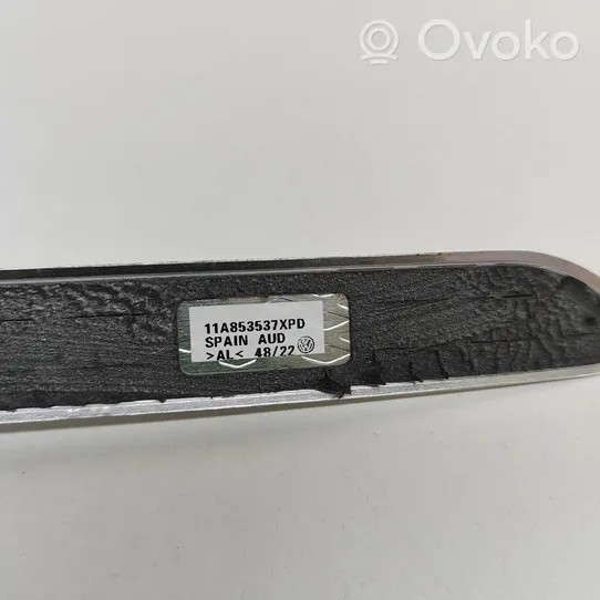 Volkswagen ID.4 Priekinio kėbulo slenksčio apdaila 11A853537