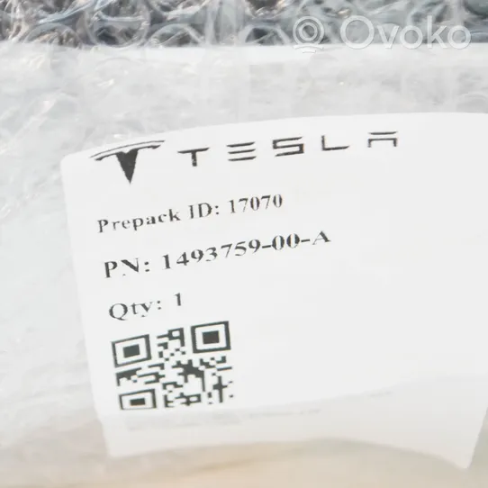 Tesla Model Y Etupuskurin alempi jäähdytinsäleikkö 149375900A