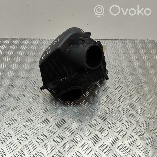 Opel Mokka X Caja del filtro de aire 42418569