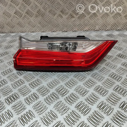 Honda CR-V Lampy tylnej klapy bagażnika 34155TLAT01