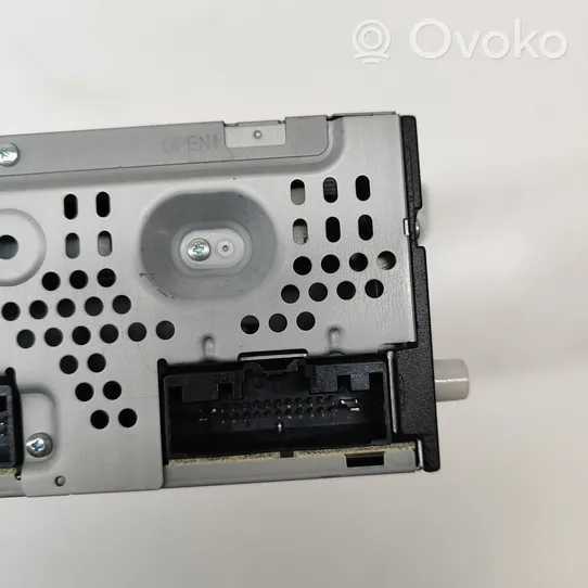 Ford Mondeo MK V Radio/CD/DVD/GPS-pääyksikkö DS7T19C107EJ