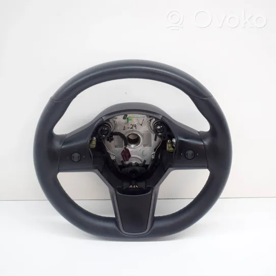 Tesla Model 3 Ohjauspyörä 110532499D