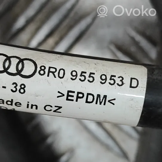 Audi Q5 SQ5 Wąż płynu do spryskiwacza szyby przedniej / czołowej 8R0955953D