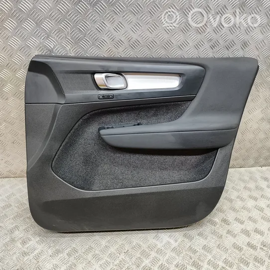 Volvo XC40 Rivestimento del pannello della portiera anteriore 32282661