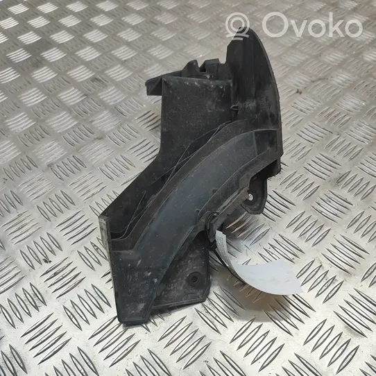 Mercedes-Benz GLE (W166 - C292) Staffa di rinforzo montaggio del paraurti anteriore A2928850024