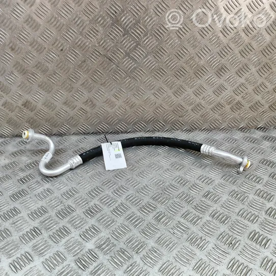 Volvo XC40 Tubo flessibile aria condizionata (A/C) 31694882