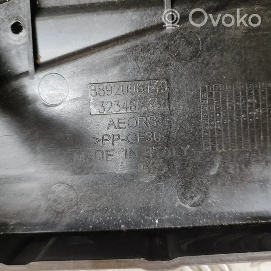 Volvo XC40 Akumuliatoriaus dėžė 32348533