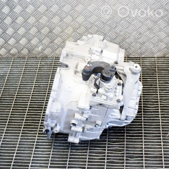 Volvo V40 Manual 6 speed gearbox 31280651