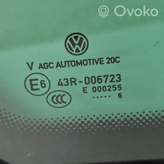 Volkswagen Golf VII Szyba karoseryjna tylna 5G9845298F