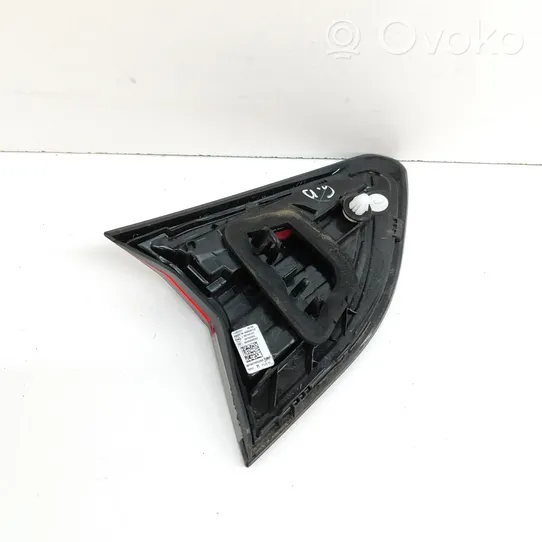 Opel Corsa F Takaluukun takavalot 39162669