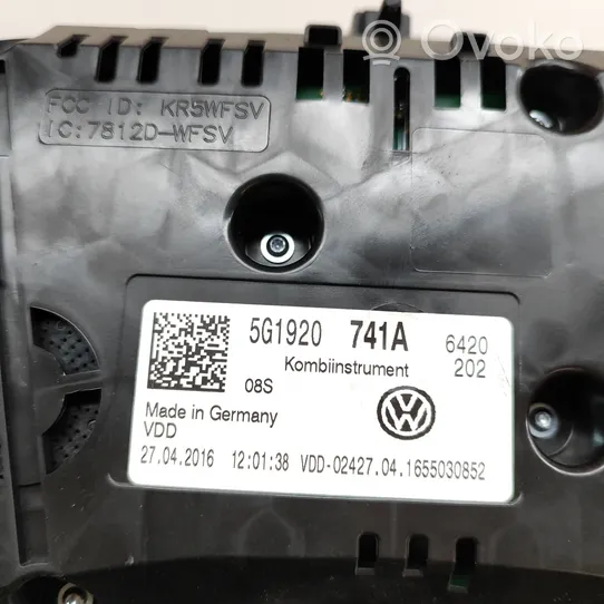 Volkswagen Golf VII Compteur de vitesse tableau de bord 5G1920741A