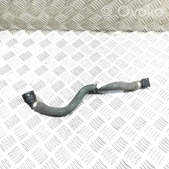 BMW 3 GT F34 Engine coolant pipe/hose 7596841