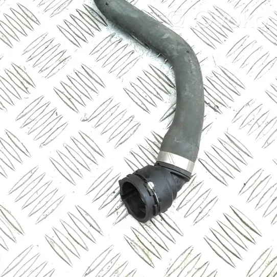 BMW 3 GT F34 Engine coolant pipe/hose 7596841