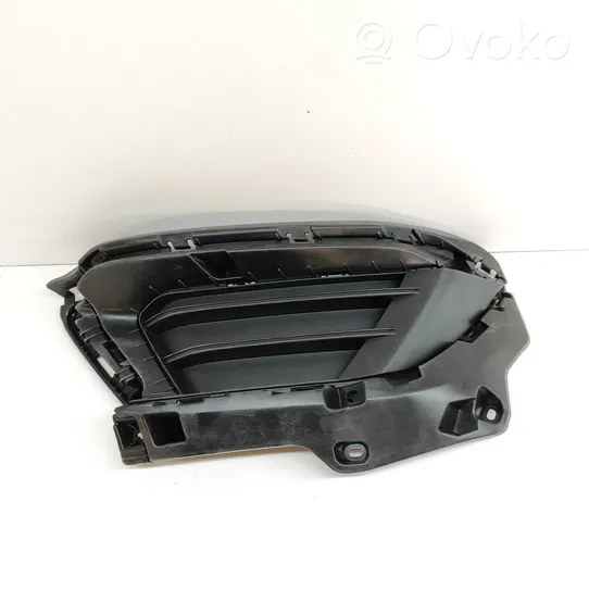 KIA Sportage Front bumper lower grill 86563R2000