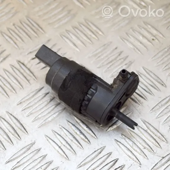 Audi A4 S4 B8 8K Pompe de lave-glace de pare-brise 8K9955647