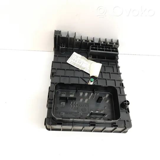 Audi Q3 8U Releju montāžas bloks 3C0937125A