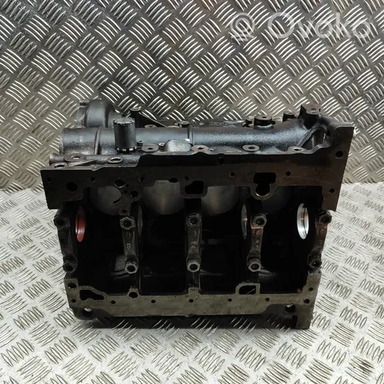 Audi Q5 SQ5 Blok silnika 03N023C