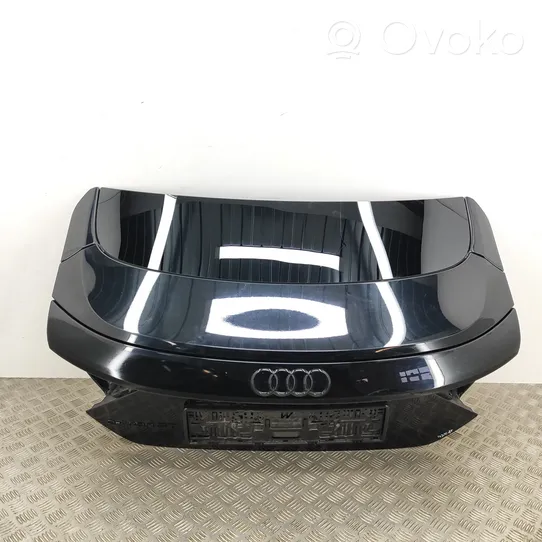 Audi E-tron GT Tylna klapa bagażnika 4J3827025B