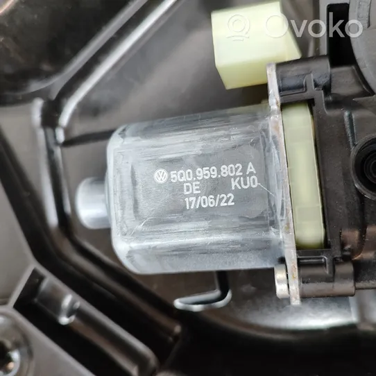 Volkswagen Golf VIII Mécanisme de lève-vitre avec moteur 5H0837402H