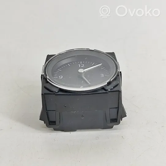 Volkswagen PASSAT B8 Horloge 3G0919204C