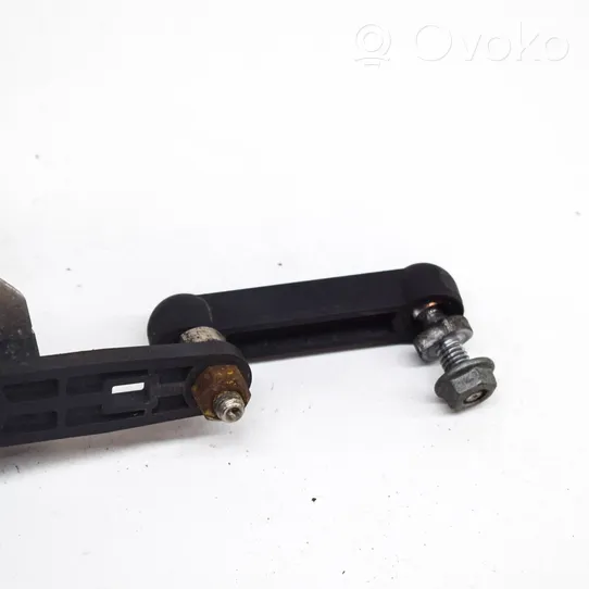 Volvo XC60 Air suspension front height level sensor 32246992