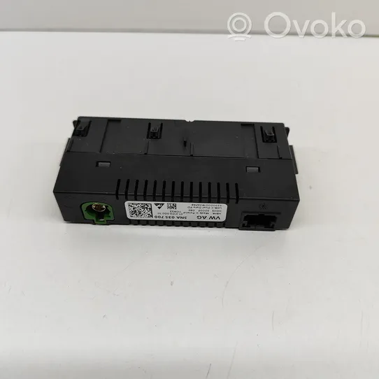 Volkswagen Golf VIII USB-pistokeliitin 5NA035700