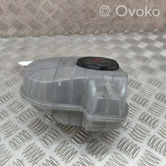 Volkswagen Golf VIII Serbatoio di compensazione del liquido refrigerante/vaschetta 5WA121407G