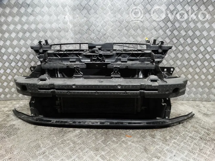 Volkswagen Golf VIII Front piece kit 