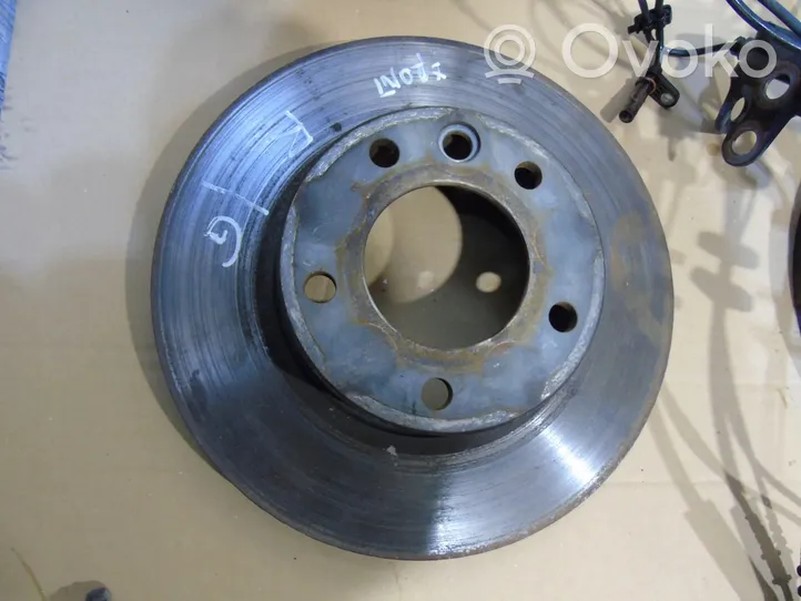 Mercedes-Benz G W463 Brake discs and calipers set 