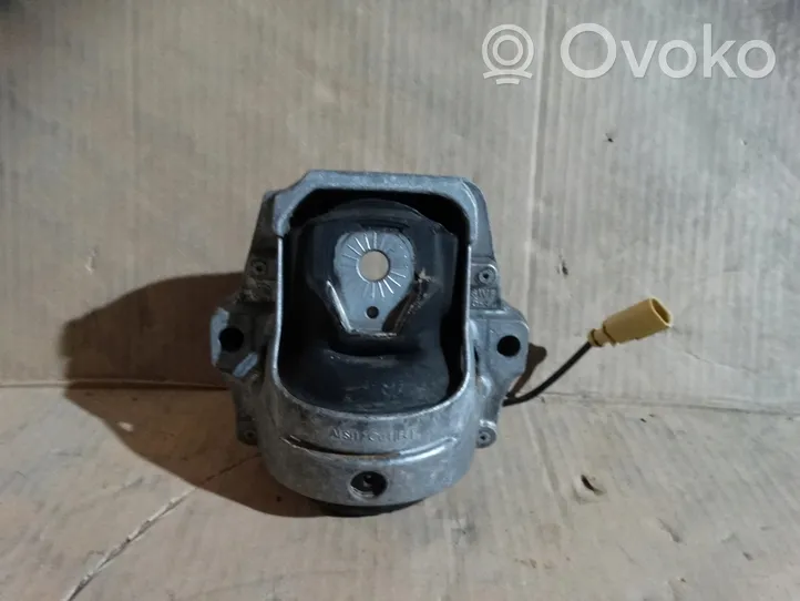 Porsche Macan Engine mount vacuum valve 