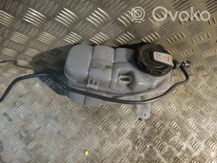 Audi A7 S7 4K8 Vase d'expansion / réservoir de liquide de refroidissement 