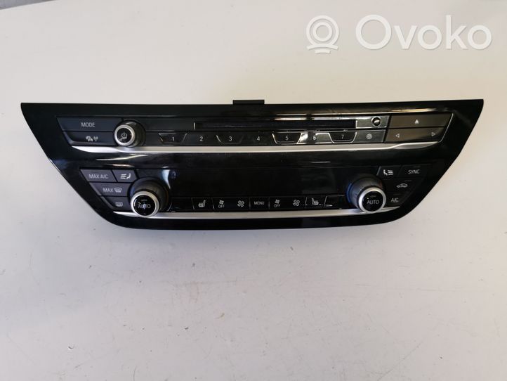 BMW 5 G30 G31 Centralina del climatizzatore 7947869