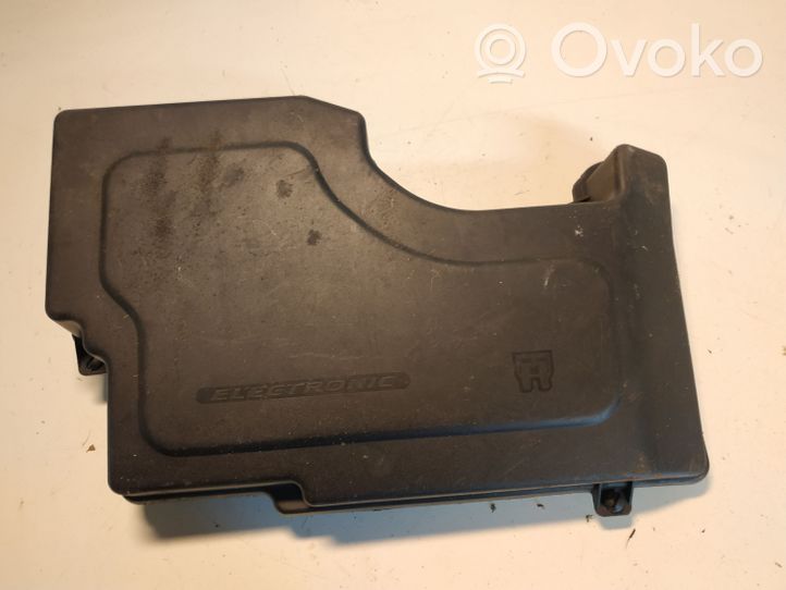 Citroen C5 Couvercle de boîte à fusibles 9632753180