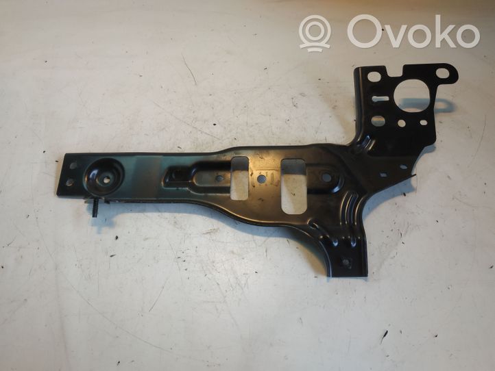 Nissan 370Z Staffa del pannello di supporto del radiatore parte superiore 625E41EA0A