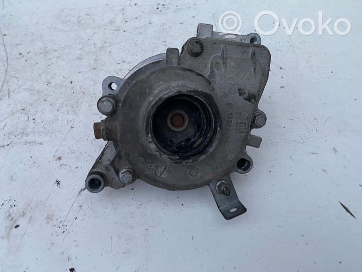 Opel Vectra C Pompe de circulation d'eau 12579494