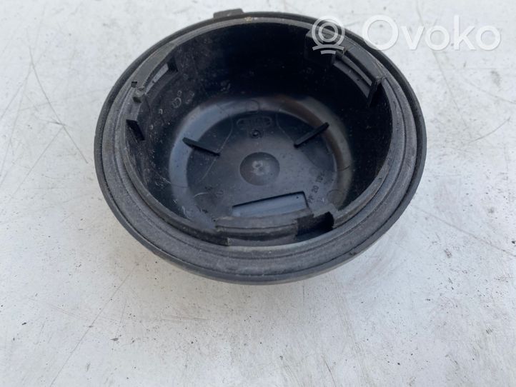 Volvo V70 Parapolvere per faro/fanale 89025105