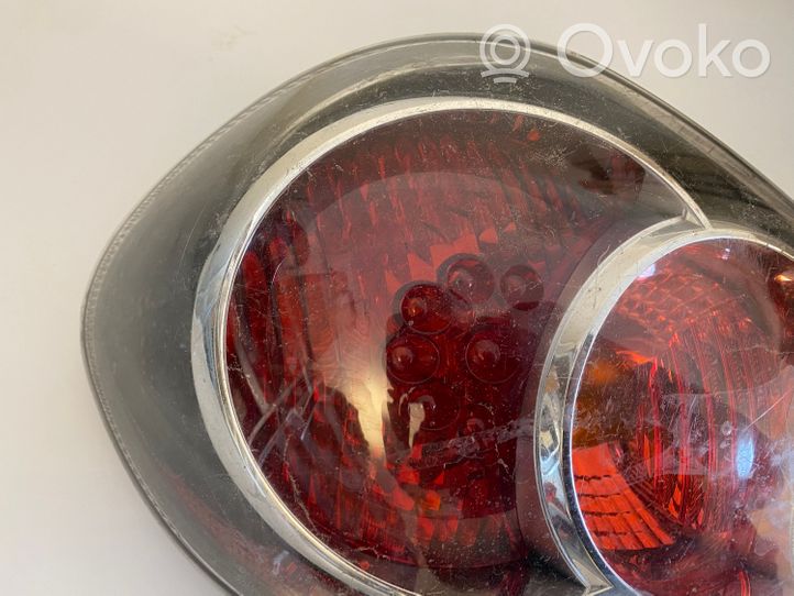 Toyota Aygo AB10 Lampa tylna 815500H071