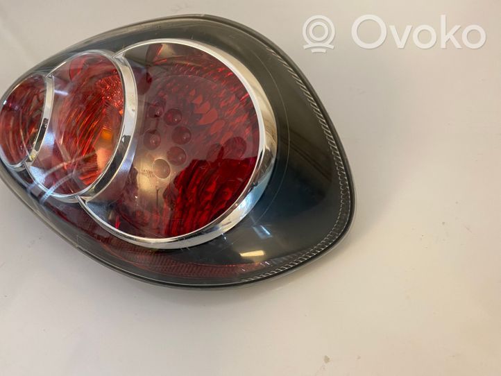 Toyota Aygo AB10 Lampa tylna 815500H071