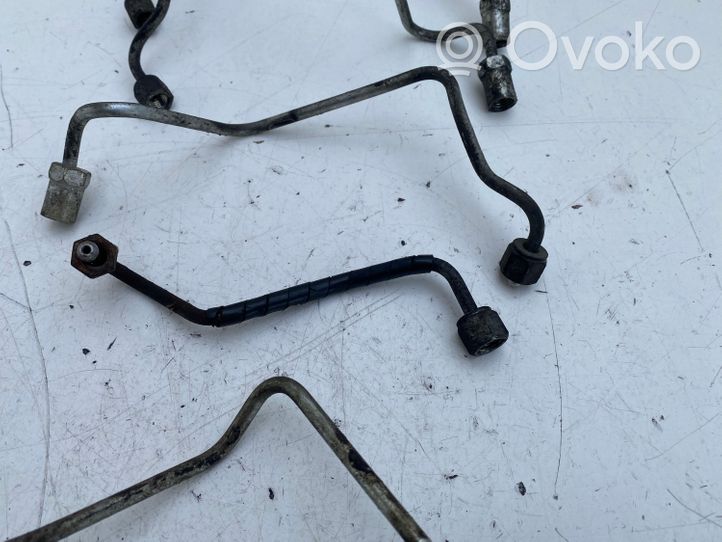 Toyota Avensis T250 Tuyau d'alimentation d'injecteur de carburant 