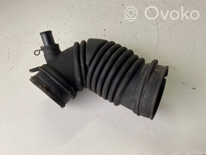 Toyota Avensis T270 Turbo air intake inlet pipe/hose 178810R020