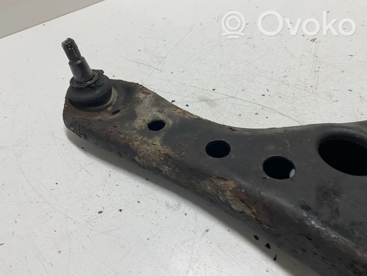 Toyota Avensis Verso Front lower control arm/wishbone 