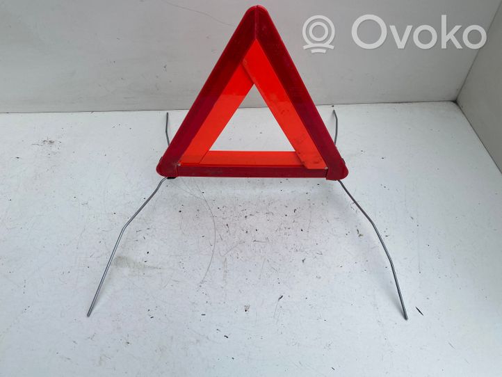 Toyota Previa (XR30, XR40) II Emergency warning sign 