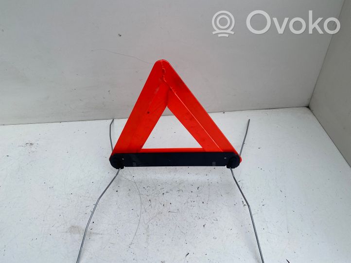 Toyota Previa (XR30, XR40) II Emergency warning sign 