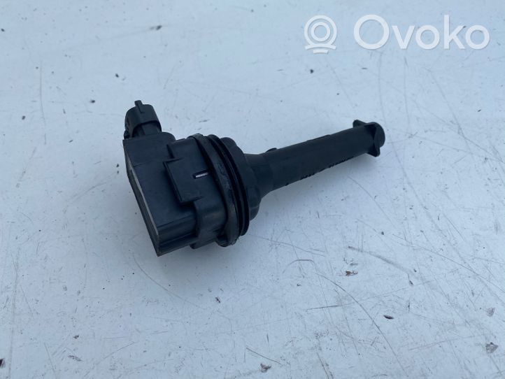 Volvo XC70 Bobine d'allumage haute tension 0221604001