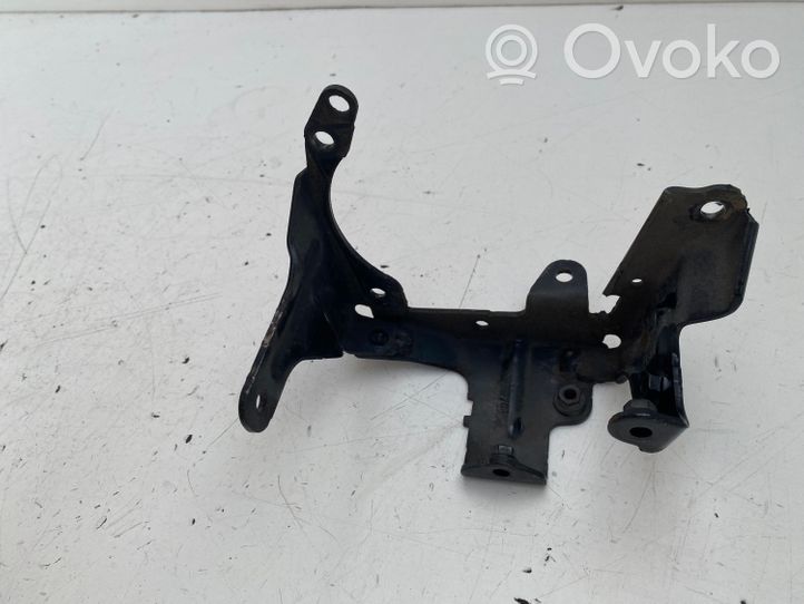 Ford Focus Polttoainesuodattimen kiinnikkeen pidike AV6Q9A072AB