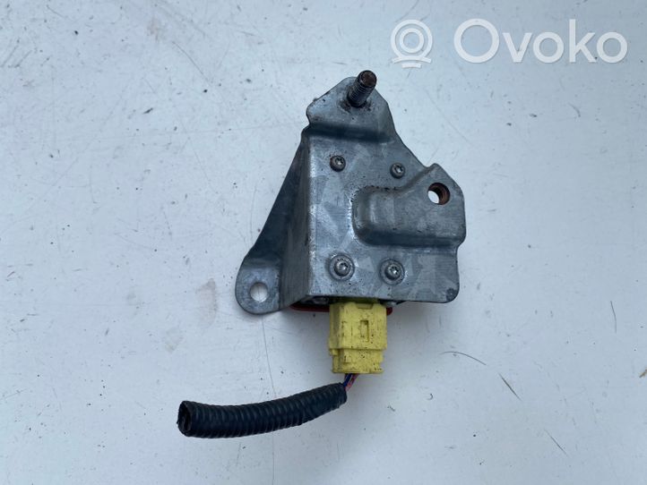 Toyota Avensis T220 Sensor impacto/accidente para activar Airbag 8983005020